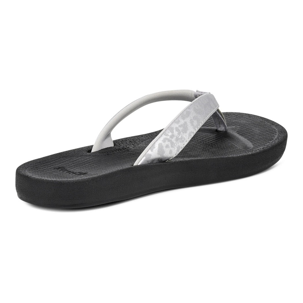 SANUK - COSMIC SHORES LEOPARD | BLACK