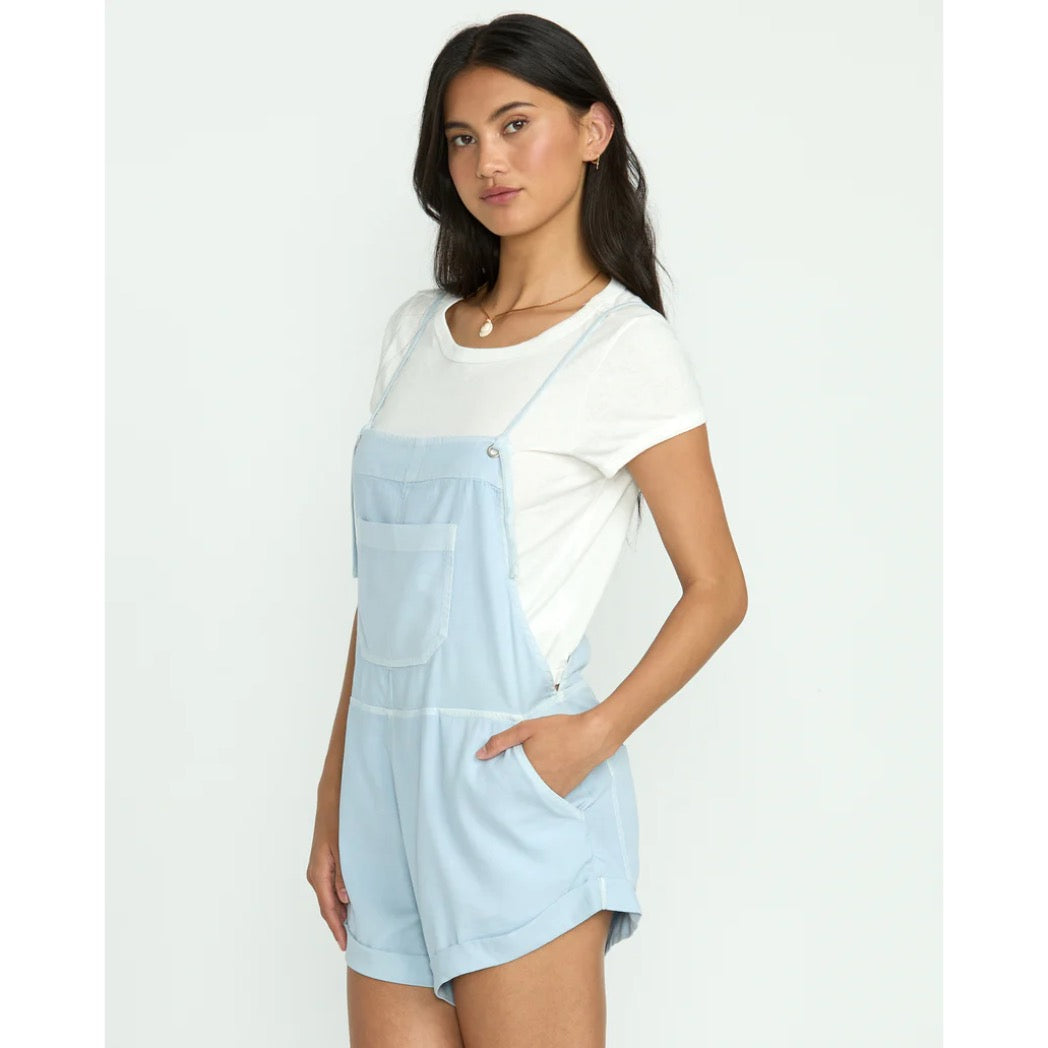 BILLABONG - WILD PURSUIT SHORT OVERALL | Washed Chambray