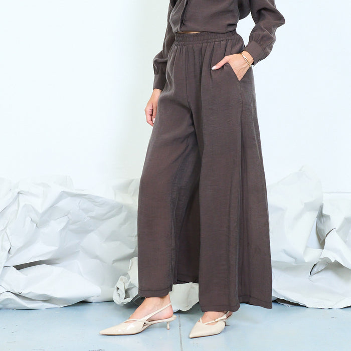 Flowing palazzo trousers with gathered waistband wholesale