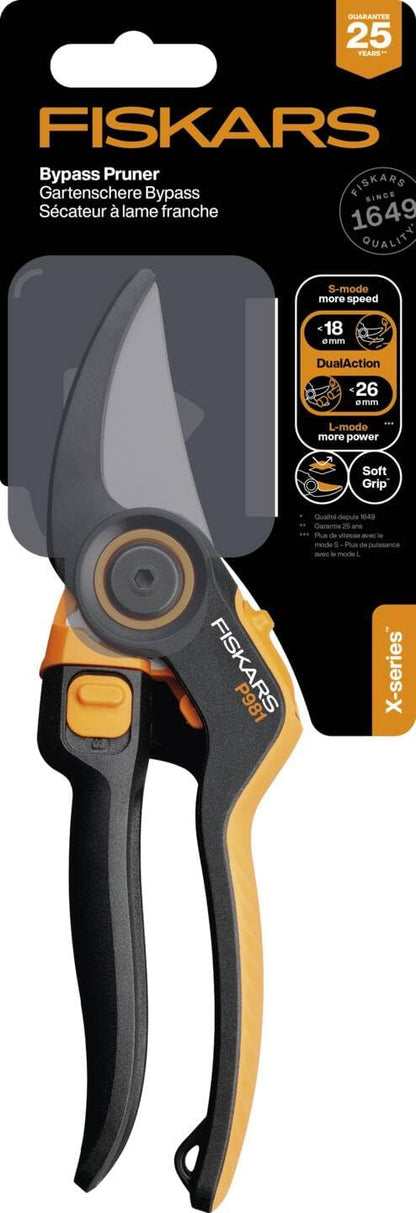 Fiskars X-series DualAction Secateurs Bypass P981