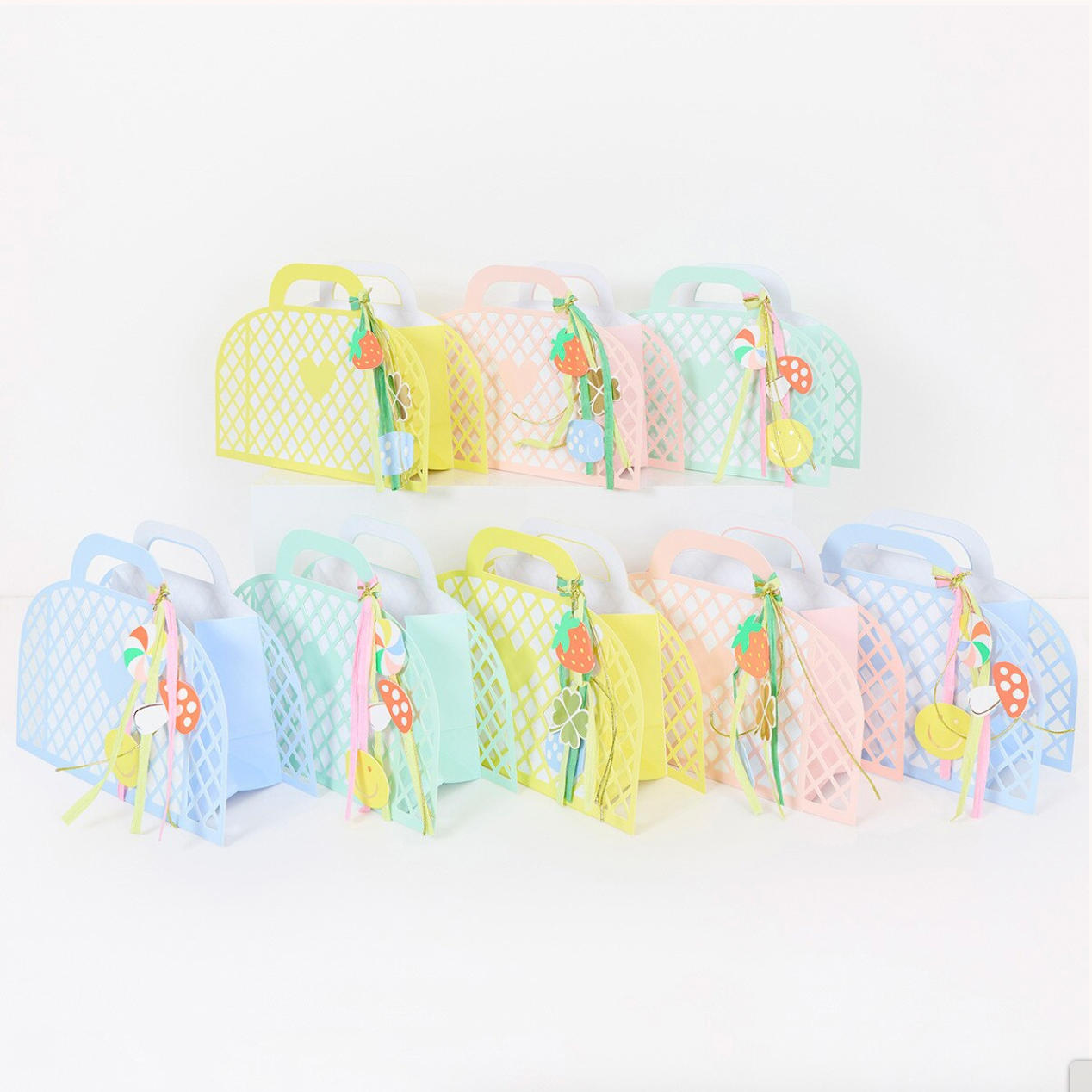 Charm Party Bags (x8)