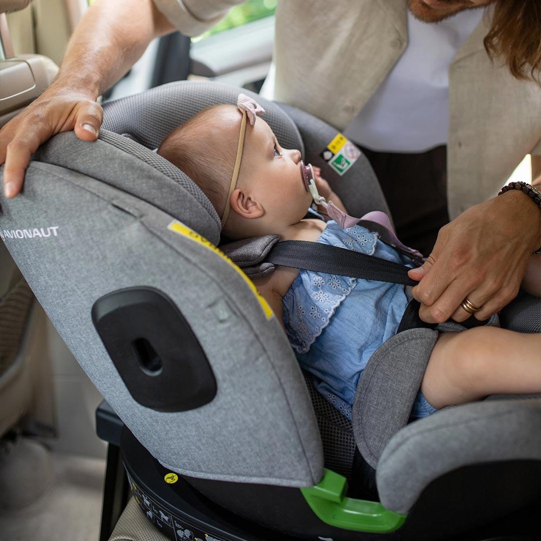 Avionaut Stardust 360 Car Seat - Black