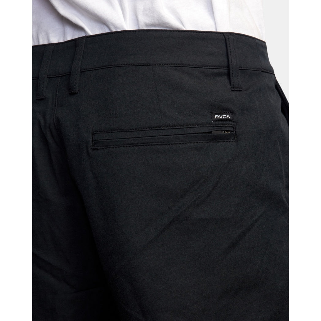 RVCA - BACK IN 19" HYBRID SHORTS | BLACK