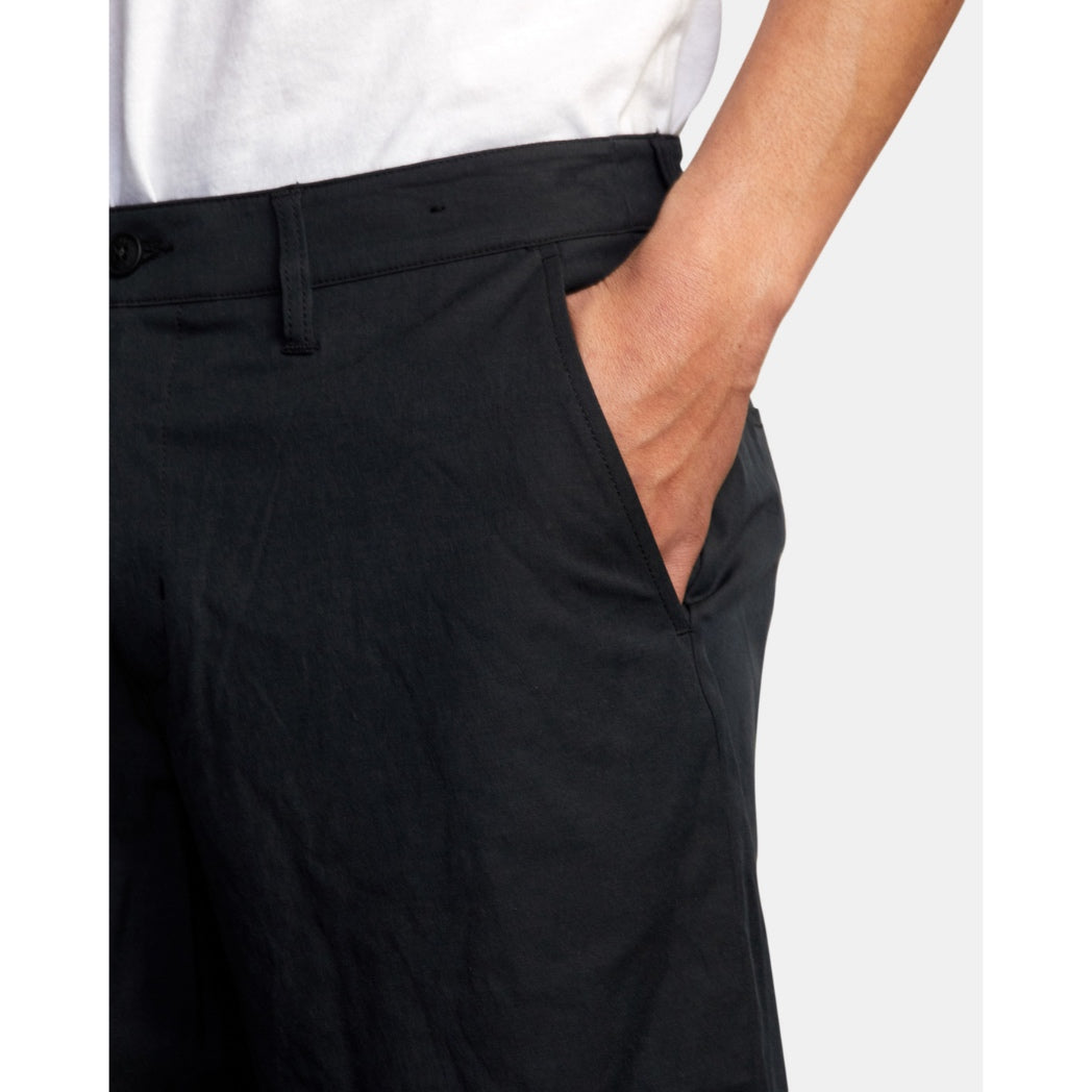 RVCA - BACK IN 19" HYBRID SHORTS | BLACK