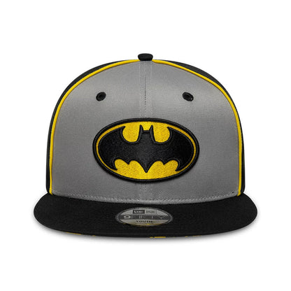Pictured is this Youth DC Batman 9FIFTY Snapback cap in black. 3