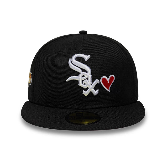 Pictured is this MLB Heart Chicago White Sox 59FIFTY Fitted cap in black. 3