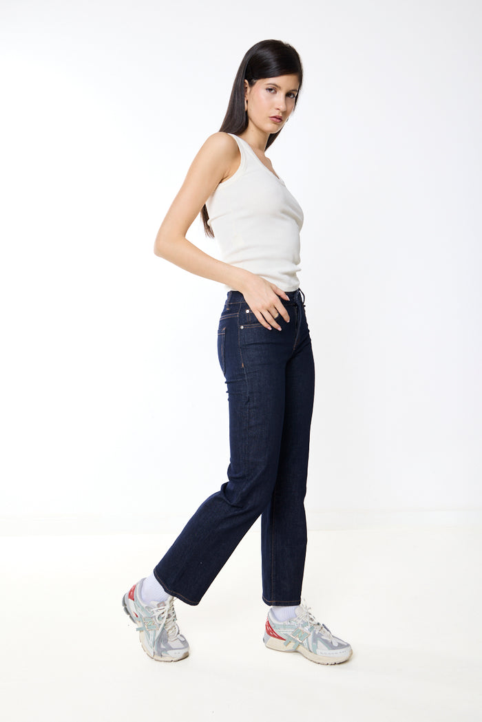 Classic straight leg denim jeans wholesale