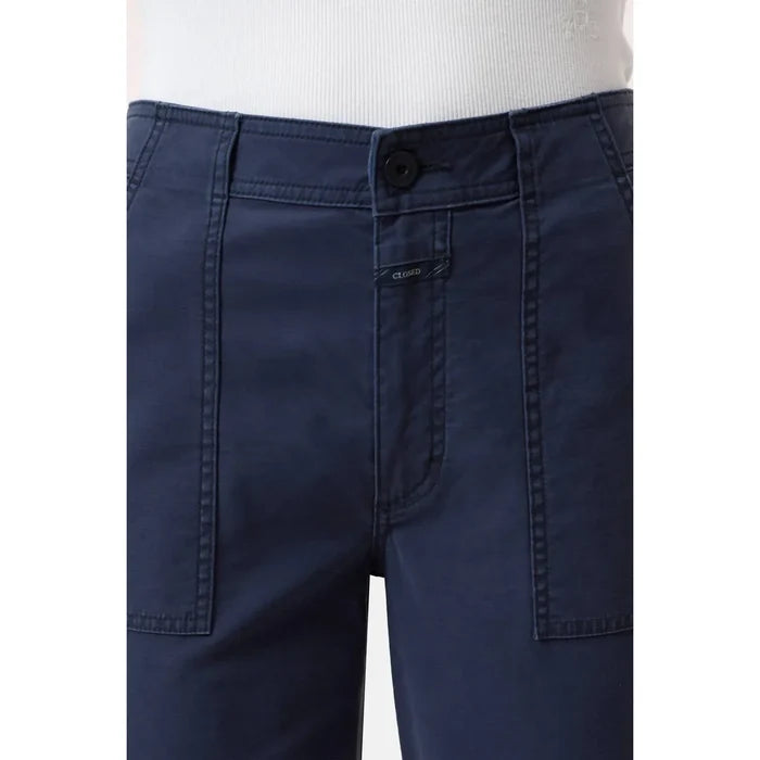 Closed Aria Pant in Navy