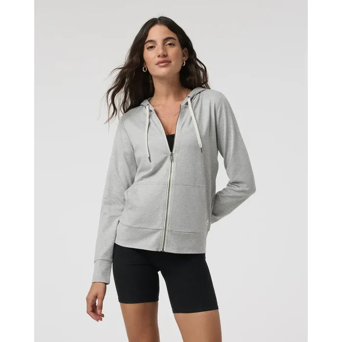 Vuori Halo Performance Hoodie 2.0 in Pale Heather Grey