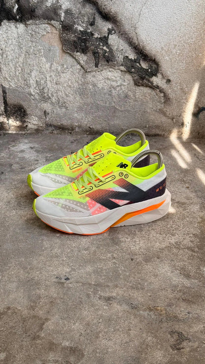 NEW BALANCE ELITE BLANCO VERDE
