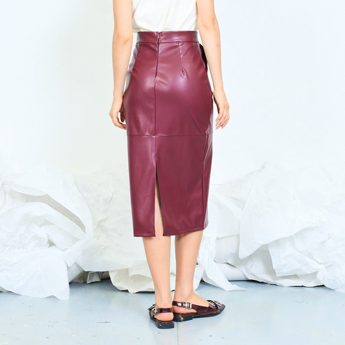 Faux leather midi skirt with back zipper wholesale