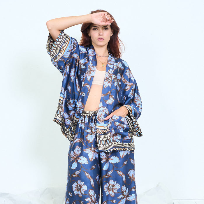 Floral border-print open kimono with patch pockets wholesale