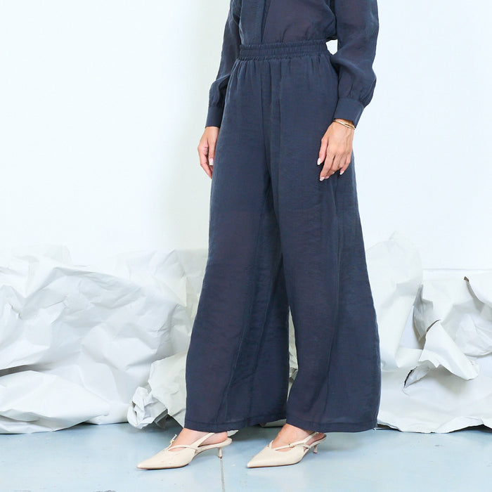 Flowing palazzo trousers with gathered waistband wholesale