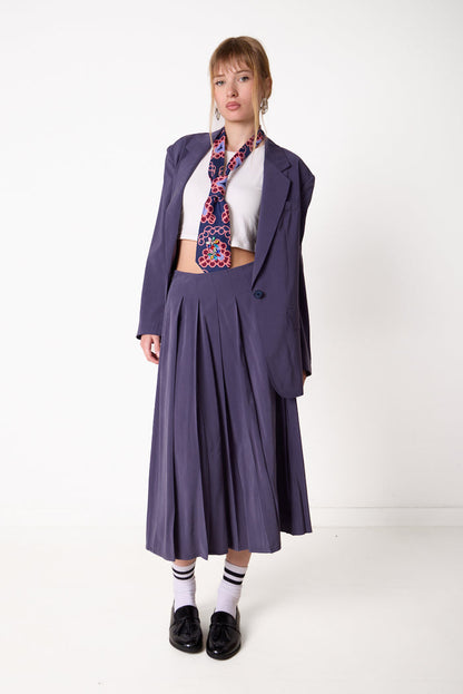 Flowing pleated midi skirt wholesale