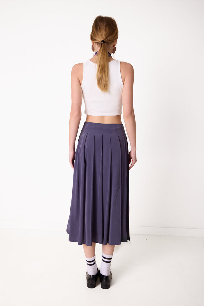 Flowing pleated midi skirt wholesale