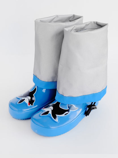 Close-up of waterproof rubber and non-slip sole – blue rain waders