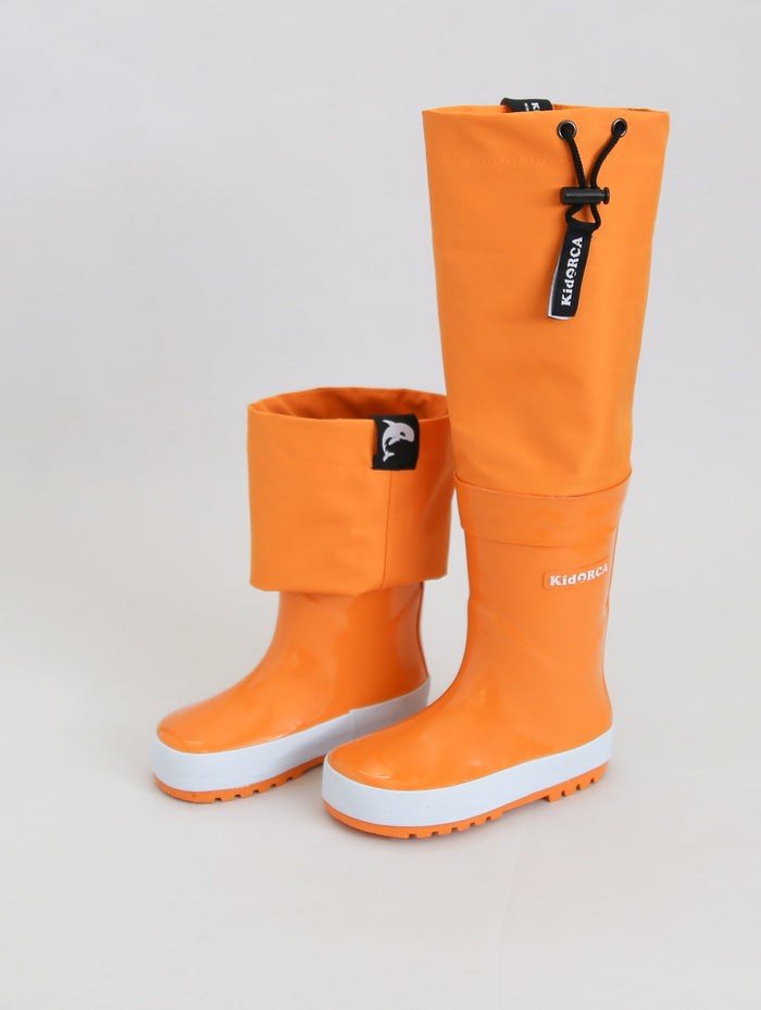 Kids cheddar rain boots with above-knee waders – front view