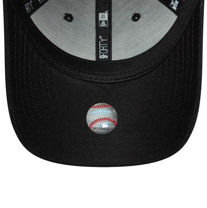 Pictured is this MLB Metallic Outline LA Dodgers 9FORTY cap in black. 5