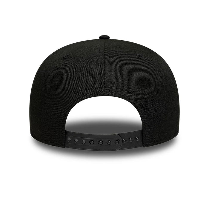 Pictured is this MLB Graphic New York Yankees 19TWENTY cap in black. 4