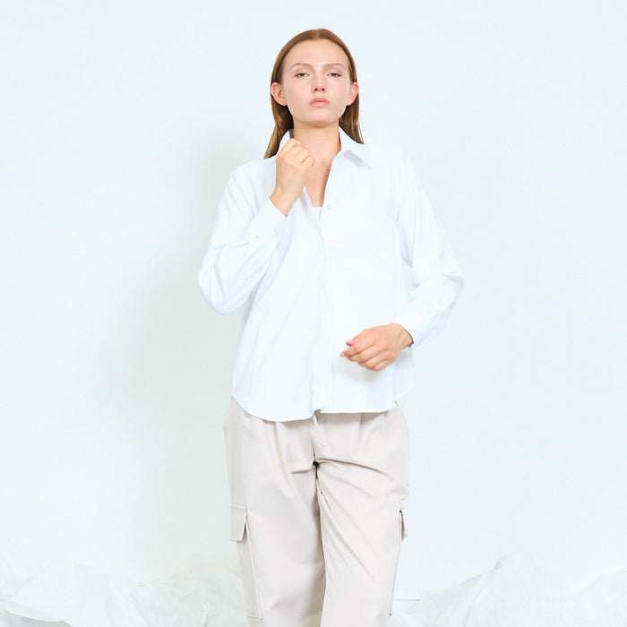 Oversized pointed-collar shirt with concealed buttons wholesale