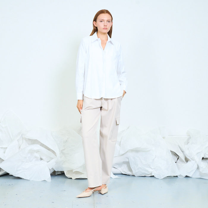 Oversized pointed-collar shirt with concealed buttons wholesale