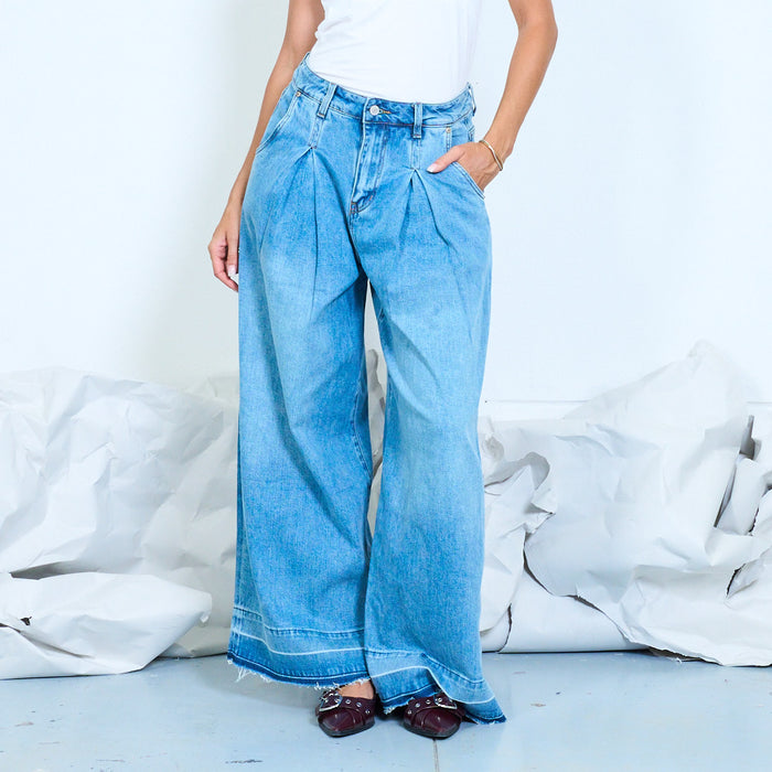 Pleated wide leg denim jeans wholesale