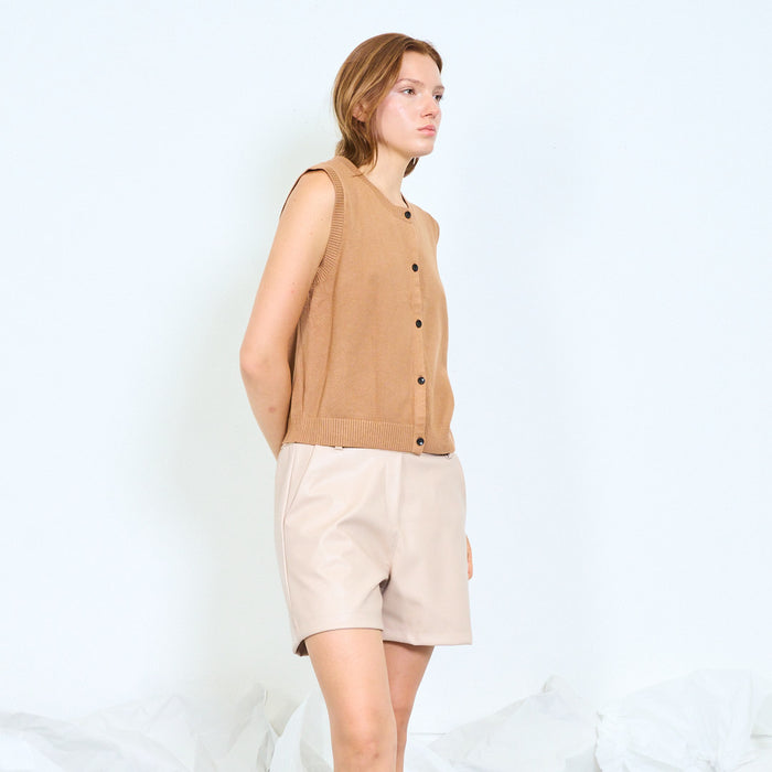 Ribbed button-front knit vest with patch pockets wholesale