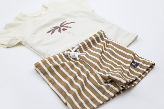Kids palm tree print short sleeve rashguard – front view