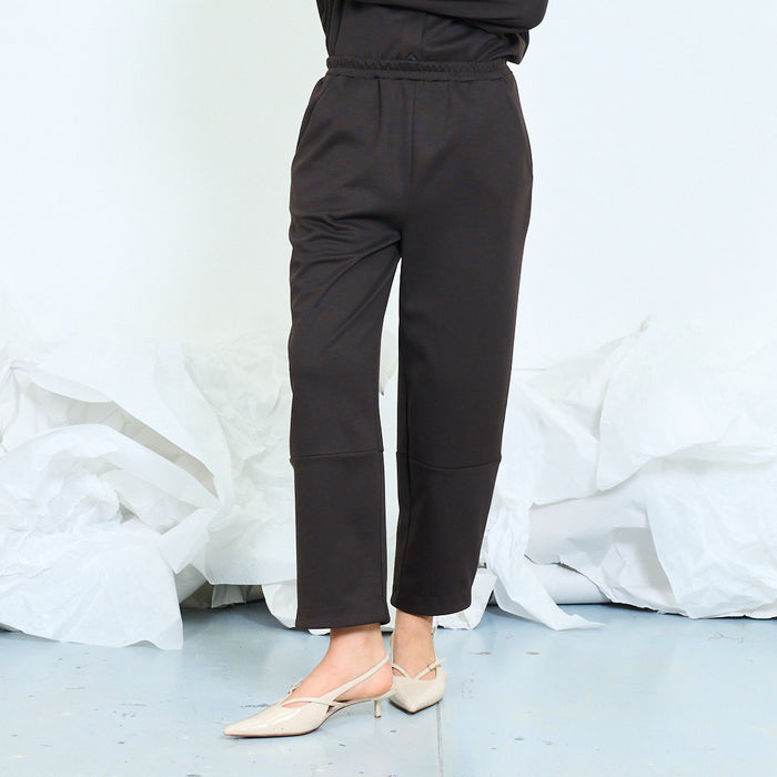 Textured bermuda trouser with elasticated waistband wholesale