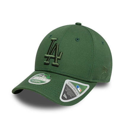 Pictured is this Youth MLB LA Dodgers 9FORTY M-Crown cap in dark green. 1