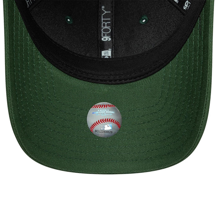 Pictured is this Youth MLB LA Dodgers 9FORTY M-Crown cap in dark green. 5